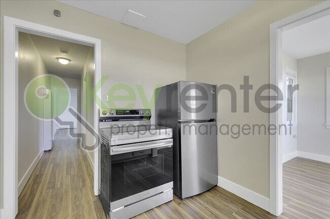 Building Photo - 1119 Lochbrae Rd