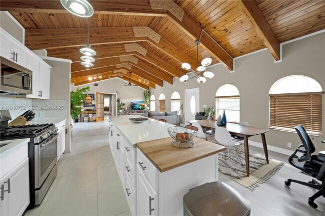 Foto del edificio - 18900 Belview Dr