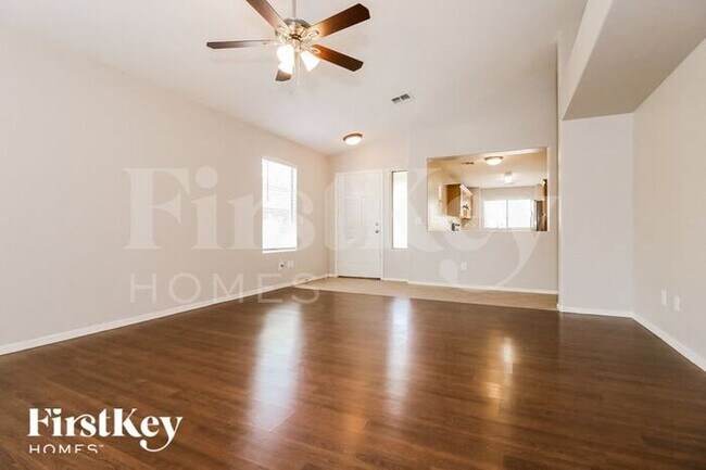 Foto del edificio - 3525 W St Charles Ave