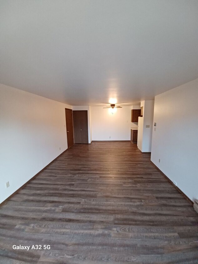 Foto del edificio - August Management presents Willow Run