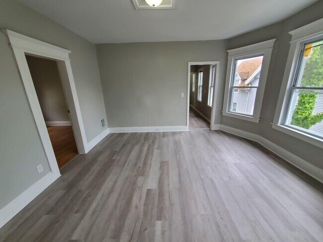 Foto del edificio - 277 Cottage St