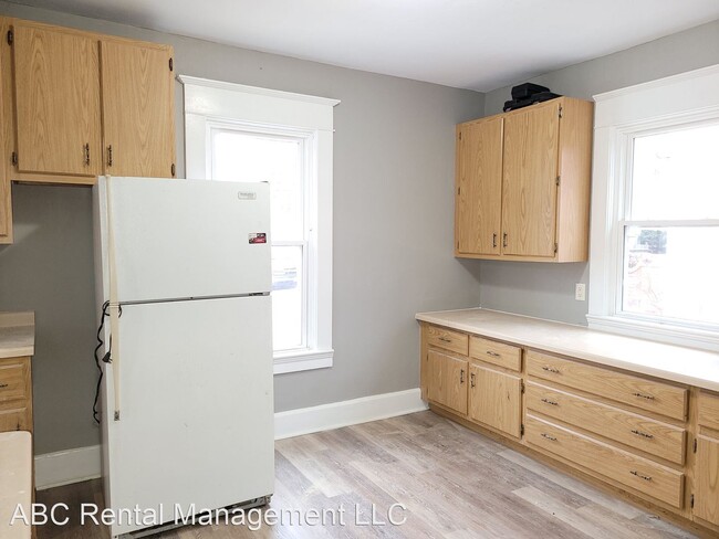Building Photo - 4 br, 1 bath House - 707 North Ashland Avenue