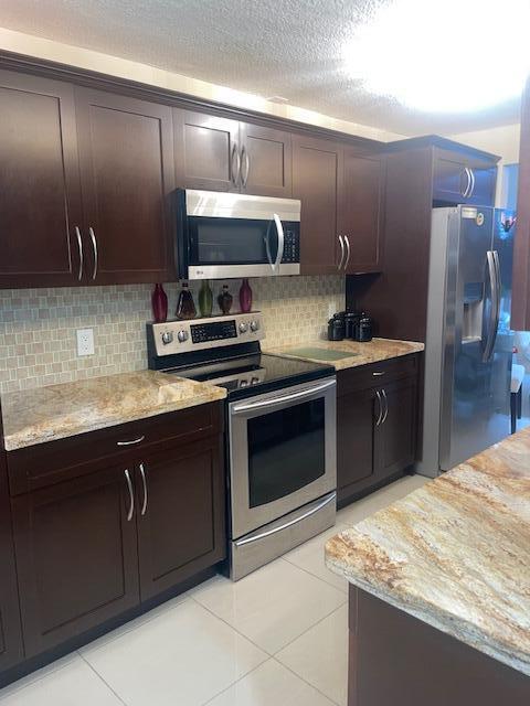 Foto del edificio - 1201 SW 128th Terrace