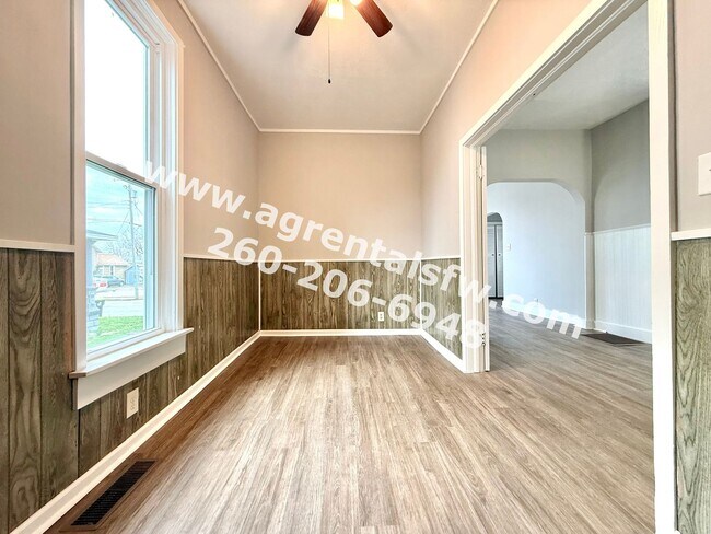 Foto del edificio - 615 S Jefferson St