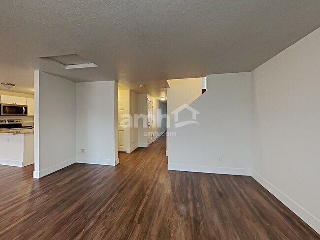 Building Photo - 16986 SW Steele Way