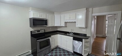 Building Photo - 263 Broadway