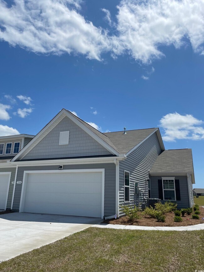 Foto del edificio - 704 Eastridge Dr