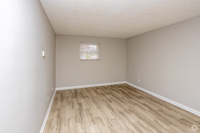 2BR, 1BA - 945 SF - Living Room - Springhurst East Apartments