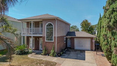 Building Photo - 5625 S Lagoon Dr