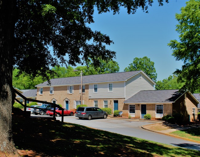 Charlotte 360 Apartments and Townhomes Apartments - Charlotte, NC ...