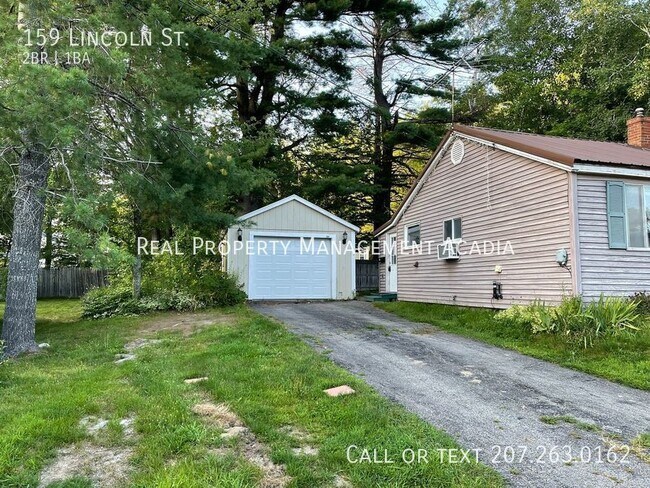 Building Photo - Cozy 2 Bedroom Cape in Old Town