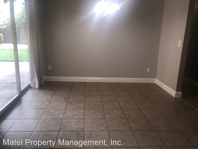 Foto del edificio - 3 br, 2 bath House - 4817 ALYSSA AVE