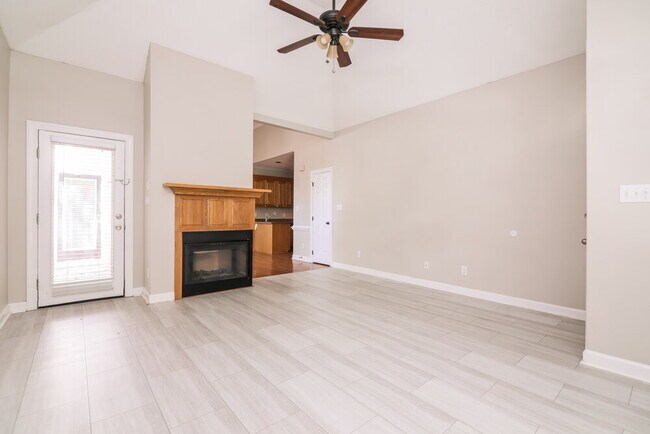 Building Photo - 407 Westminster Dr