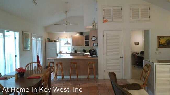 Foto del edificio - 2 br, 1 bath House - 900 Seminary street