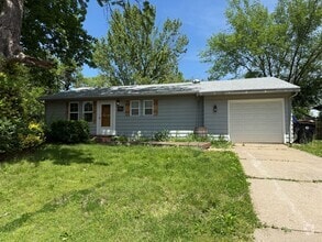 Building Photo - 1816 SW Harp Pl