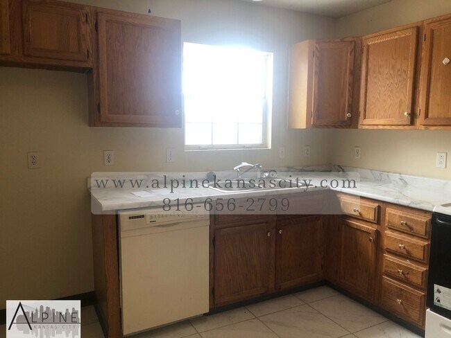 Foto del edificio - 1809 Jackson Ave