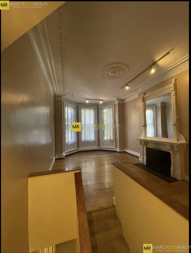 Foto principal - 275 Beacon St