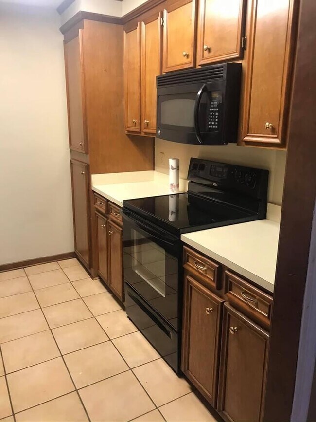 Foto del edificio - 2449B River Oaks Blvd