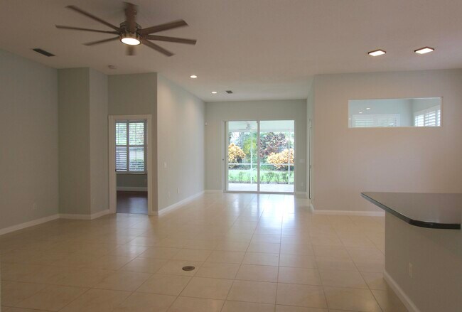 Foto del edificio - 117 Hampton Cir