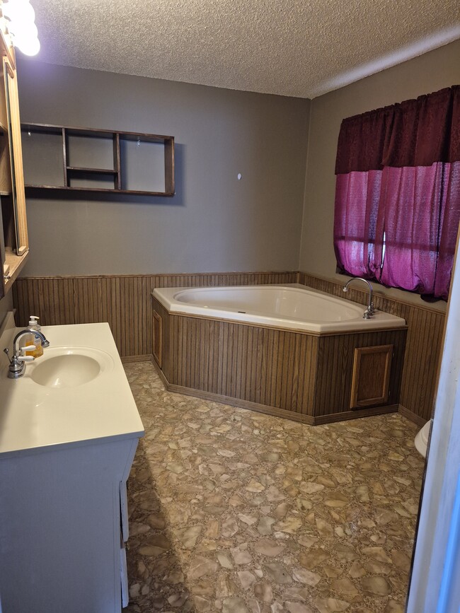 Foto del edificio - 133 Elizabeth Dr