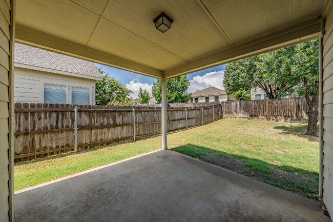 Building Photo - 14125 Sierra Vista Way