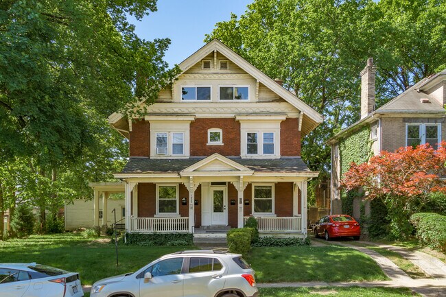 Foto del edificio - 1623 Franklin Park S