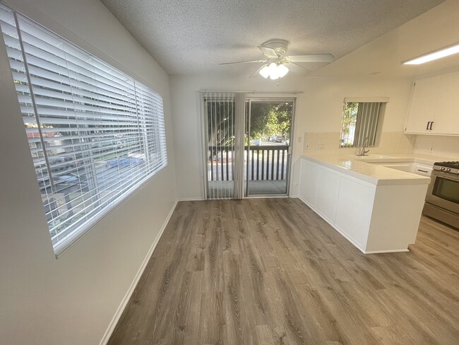 Dining Room - 1045 S Alma St