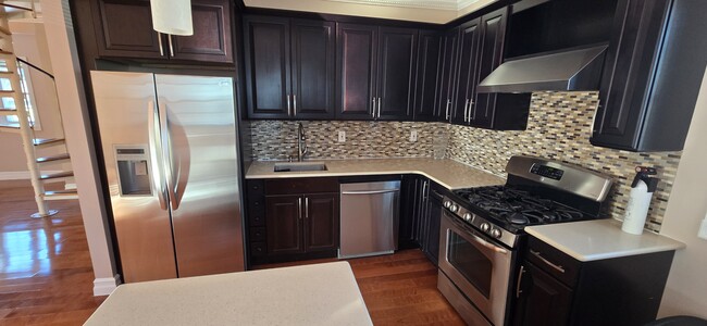 Building Photo - 84-22-22 115th St