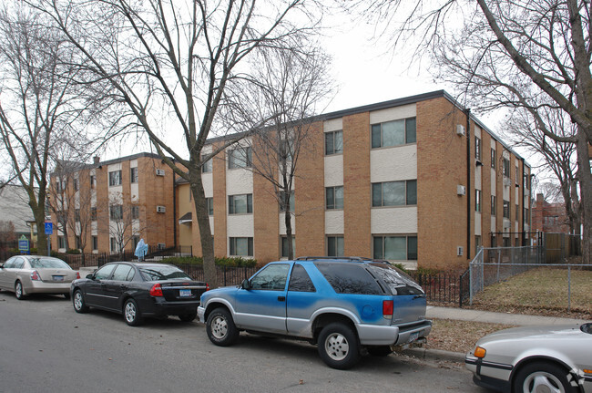 Building Photo - City Flats