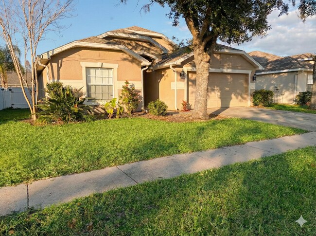 Building Photo - 6233 Desert Peace Ave