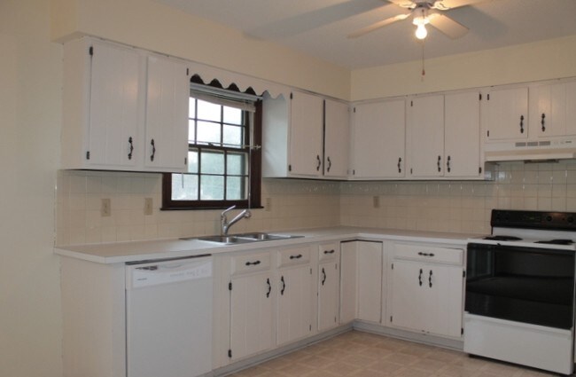 Building Photo - 1711 S Taylor Ct