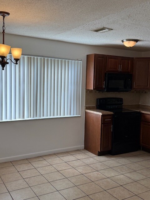 Building Photo - 5972 NW 19th St