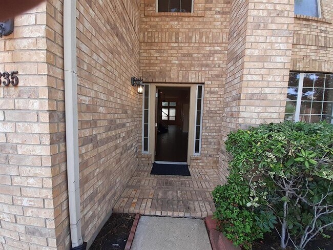 Foto del edificio - 5835 Beeston Ln