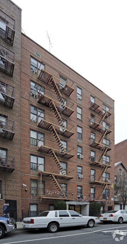 Foto del edificio - 4017 Ithaca St