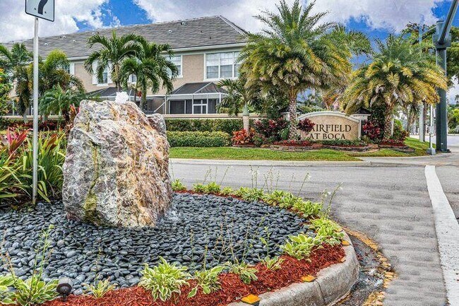 Foto del edificio - 5387 Grand Park Pl
