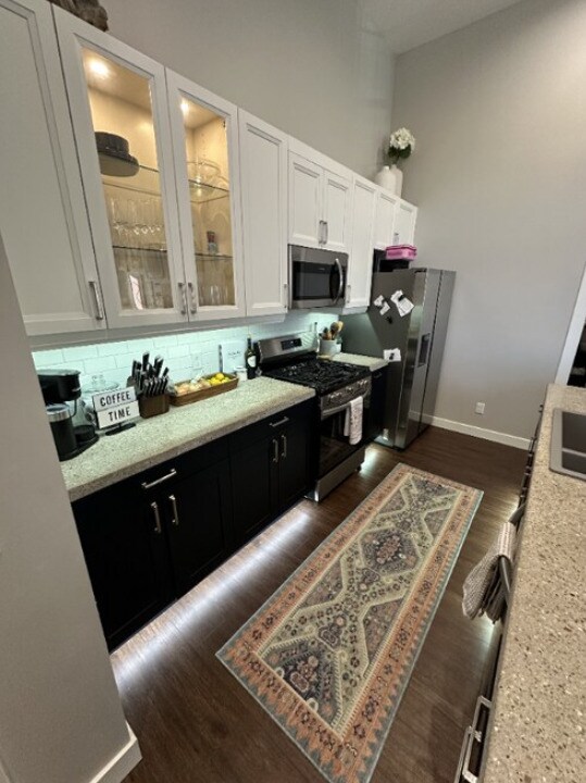 Foto del edificio - 1199 Central Ave