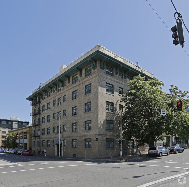 Carmelita Apartments Portland Or 1232 Sw Jefferson St Carmelita