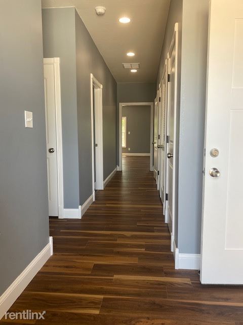 Building Photo - 3 br, 2 bath Duplex - 93A Bluebird Ct