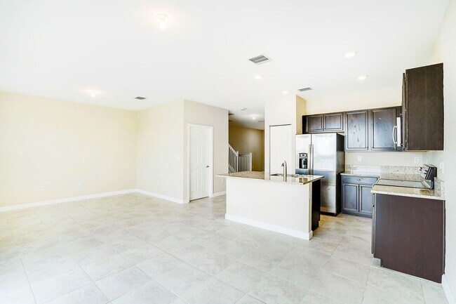 Foto del edificio - 3 br, 3 bath House - 10026 W 32 Ln