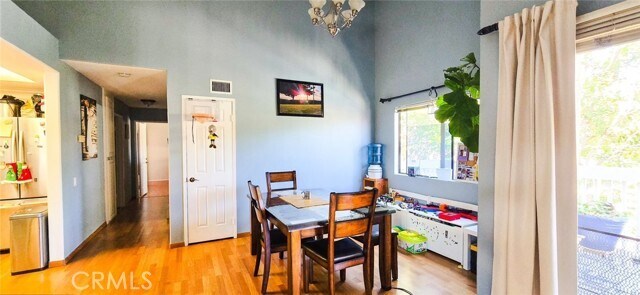 Foto del edificio - 19195 Shoreline Ln