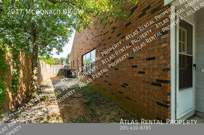 Foto del edificio - 2917 McDonald Dr SW