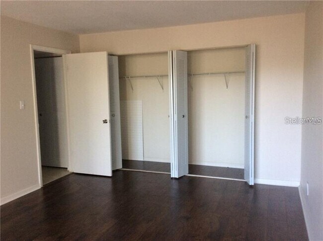 Foto del edificio - 2579 Countryside Blvd
