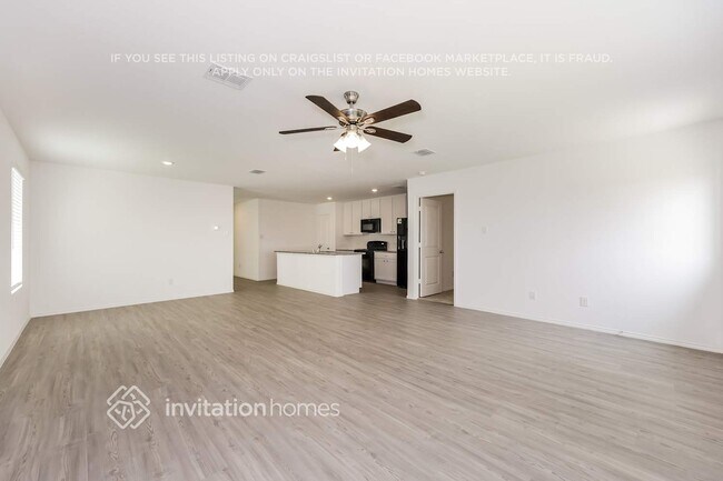 Foto del edificio - 4060 Mountain Meadow Rd