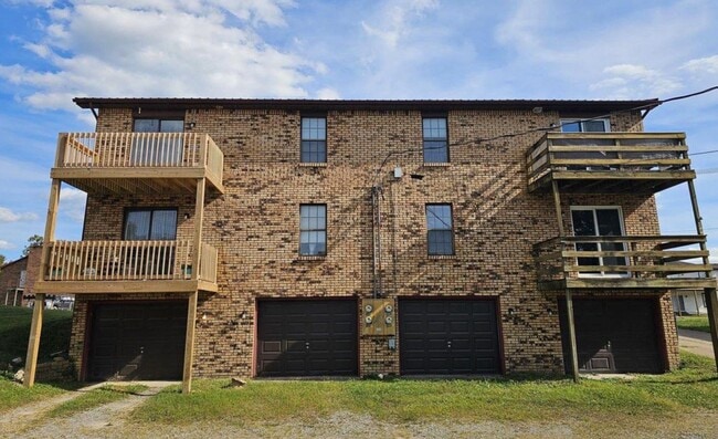 Building Photo - 2841 Frontier Ct