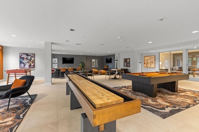 Foto del edificio - The Residences at Stone Creek