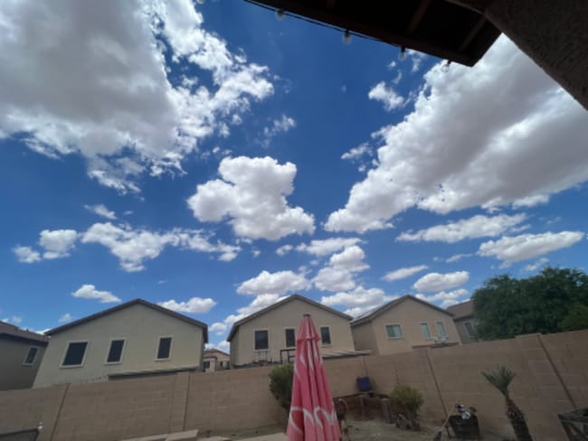 Foto del edificio - 950 W Oak Tree Ln
