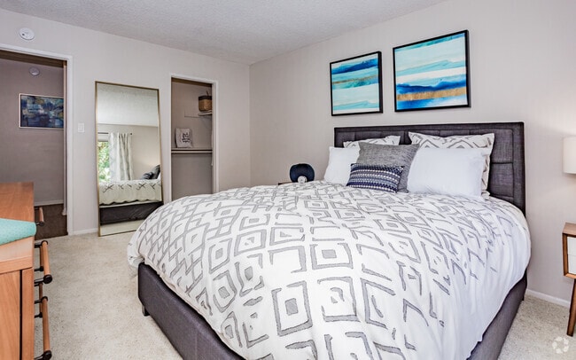 1BR, 1BA - 750 SF - Terra at Tustin