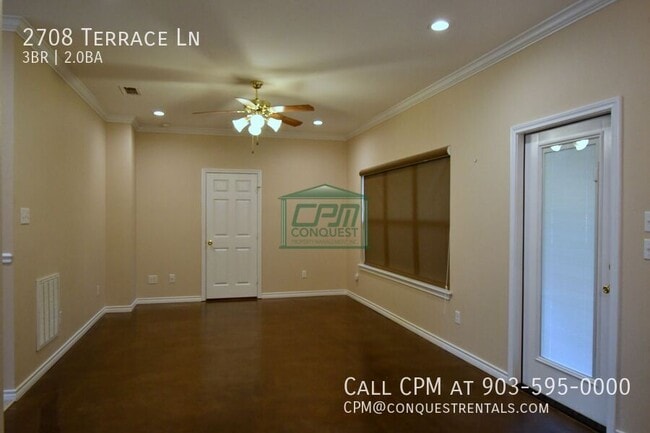 Foto del edificio - 2708 Terrace Ln