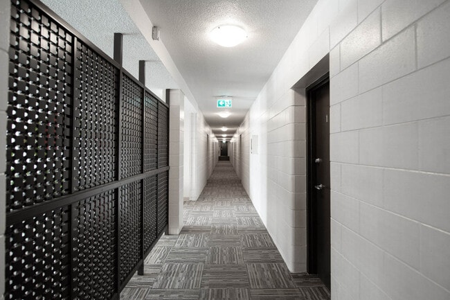 Hallway - 5 Valhalla Apartment