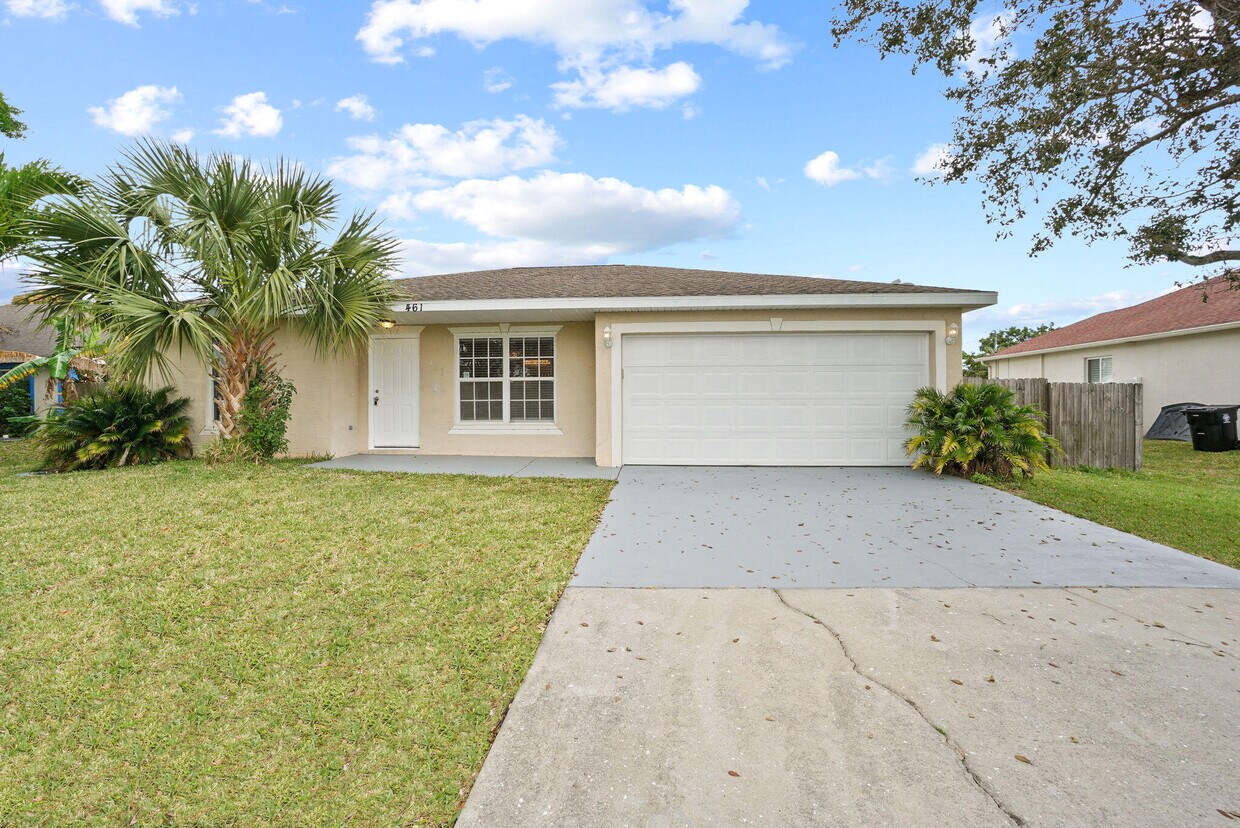 461 SW Dolores Ave, Port Saint Lucie, FL 34983 House Rental in Port